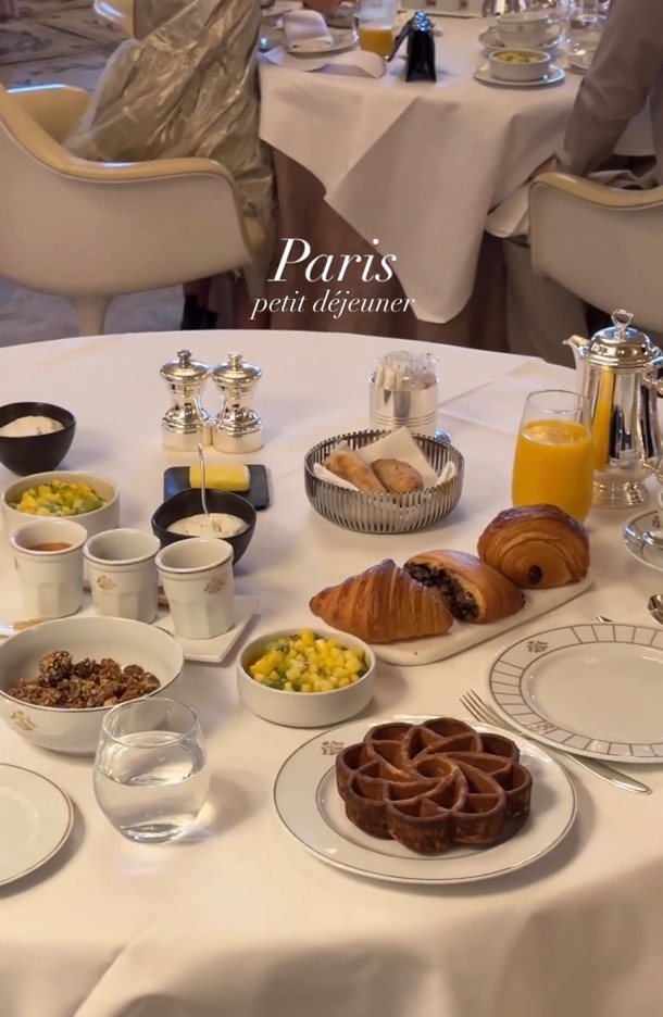 Morning in Paris at Le Meurice 🥐