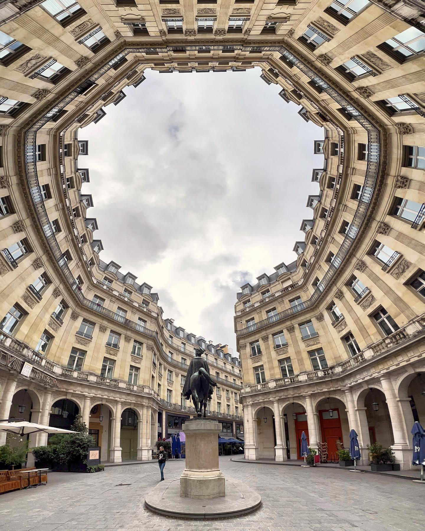 Place Edouard VII #thisisparis always something new to discover, taste and experience #paris  #franc